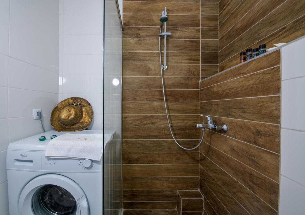 Lucky Suites (Adults Only) Rethymno Esterno foto