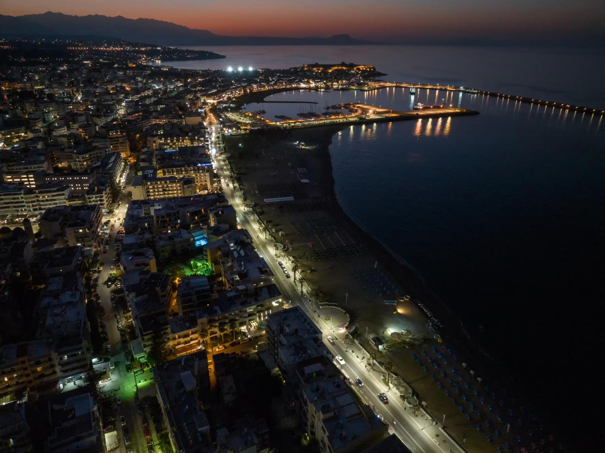 Lucky Suites (Adults Only) Rethymno Esterno foto