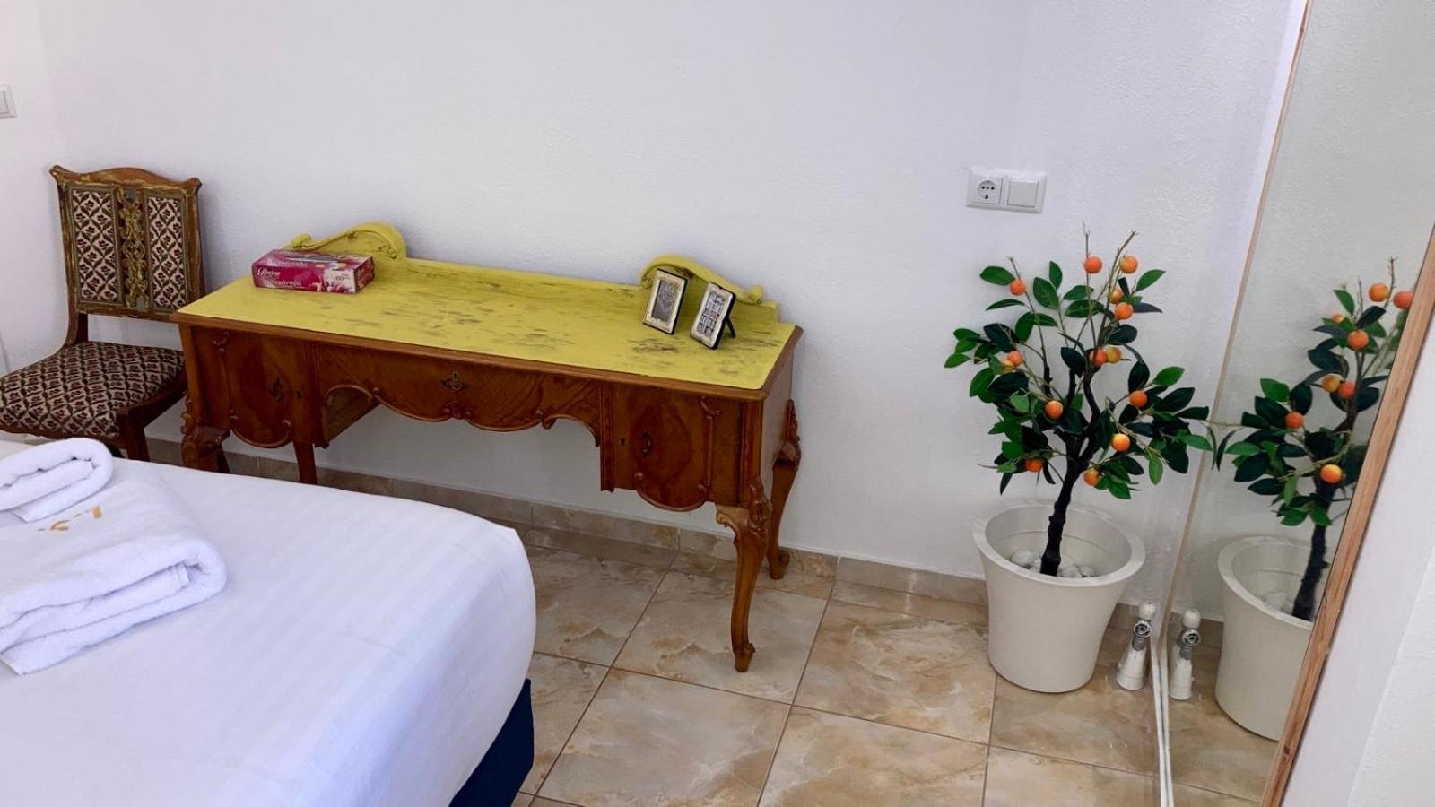 Lucky Suites (Adults Only) Rethymno Esterno foto